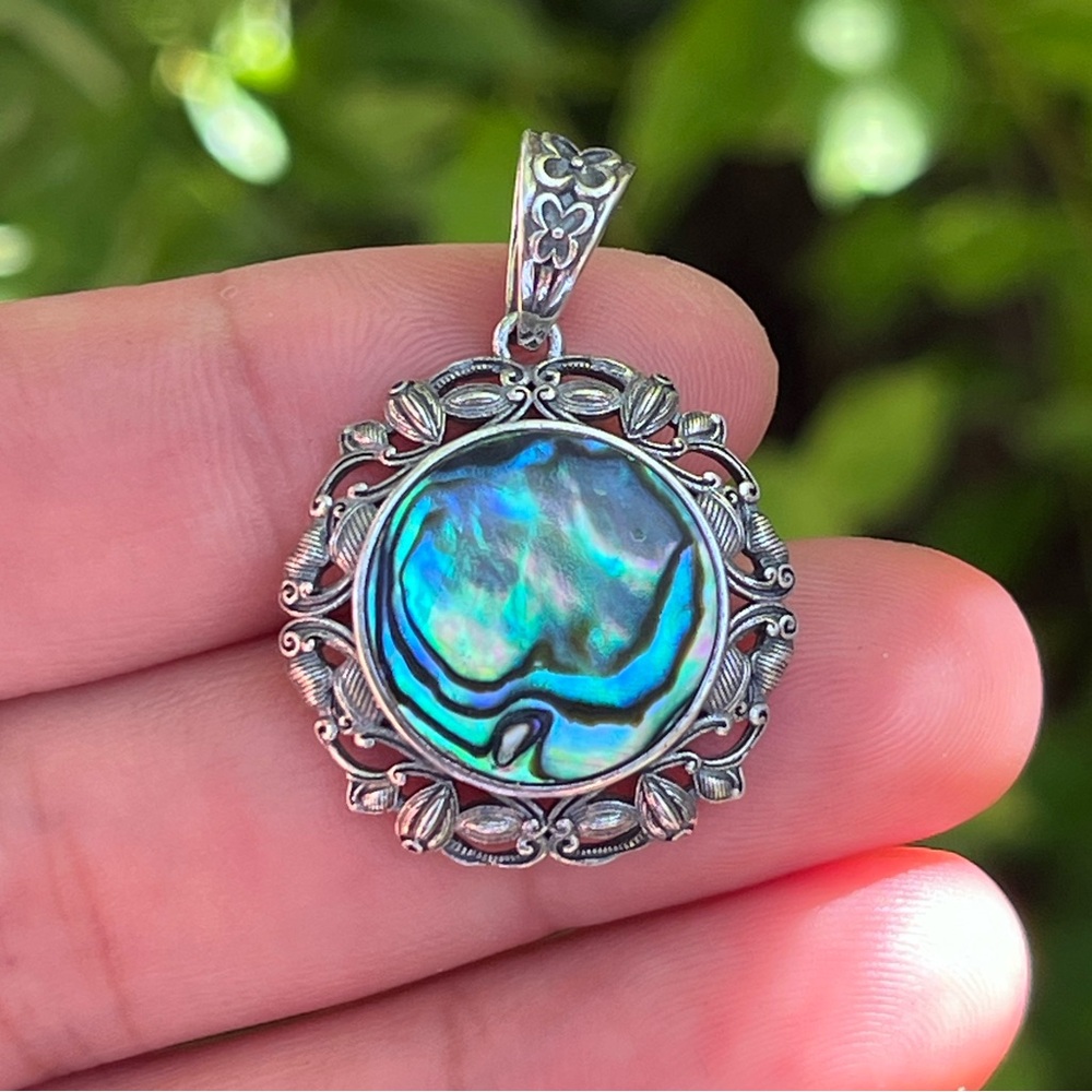 Sterling silver dainty 925 stamped abalone shell round pendant 1253